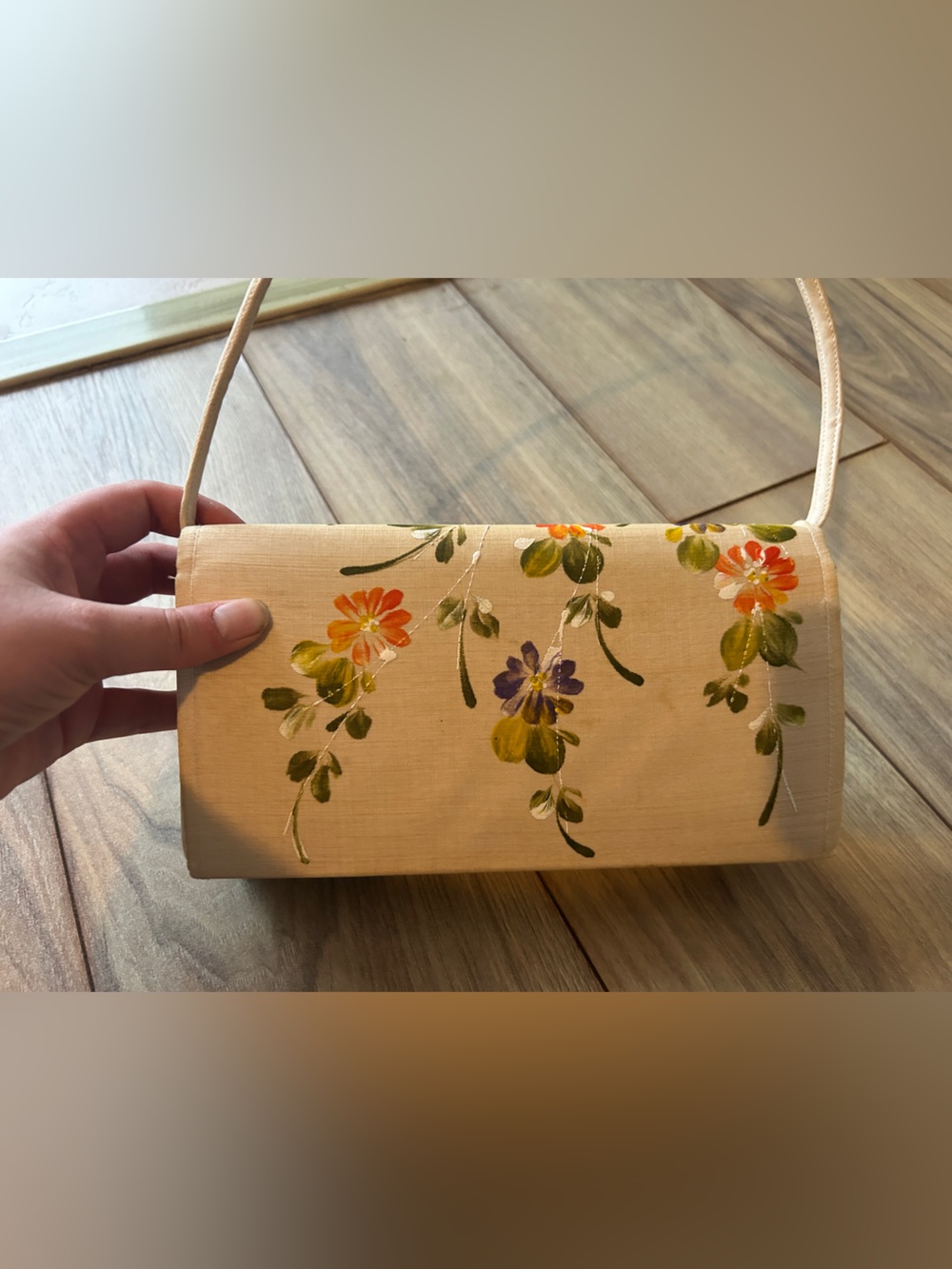Vintage Hand-Painted Floral Purse - Picture 3 of 3